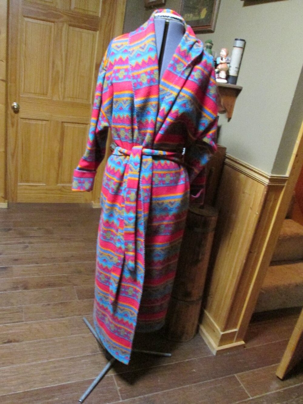 Vtg Erika Taylor long aztec boho colorful robe med comfy